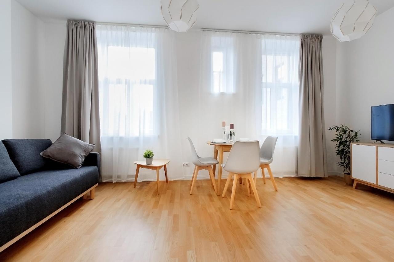 Residential Barona Apartments In Riga Centre Luaran gambar
