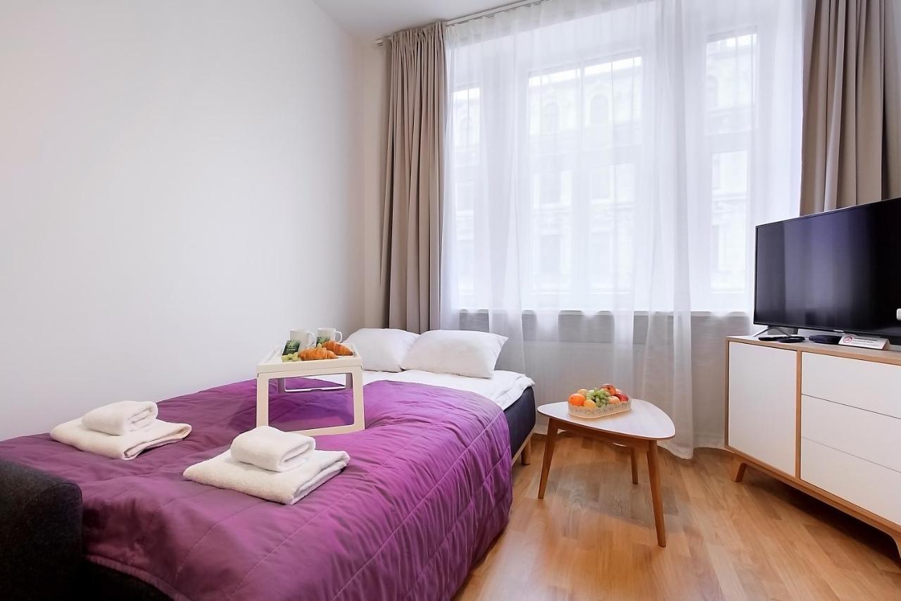 Residential Barona Apartments In Riga Centre Luaran gambar