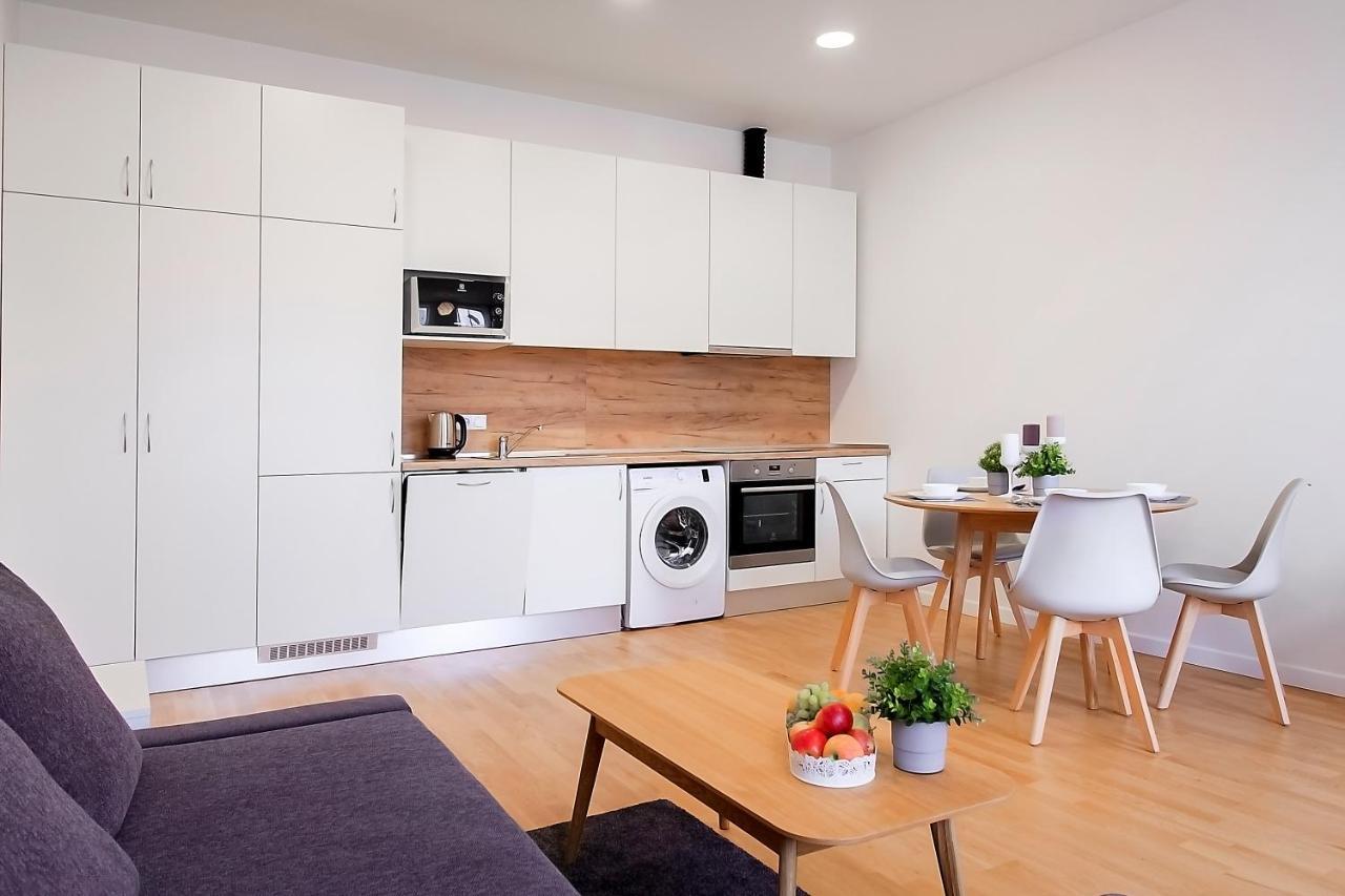 Residential Barona Apartments In Riga Centre Luaran gambar