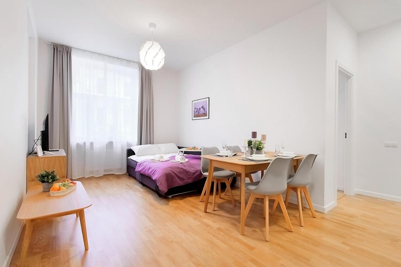 Residential Barona Apartments In Riga Centre Luaran gambar