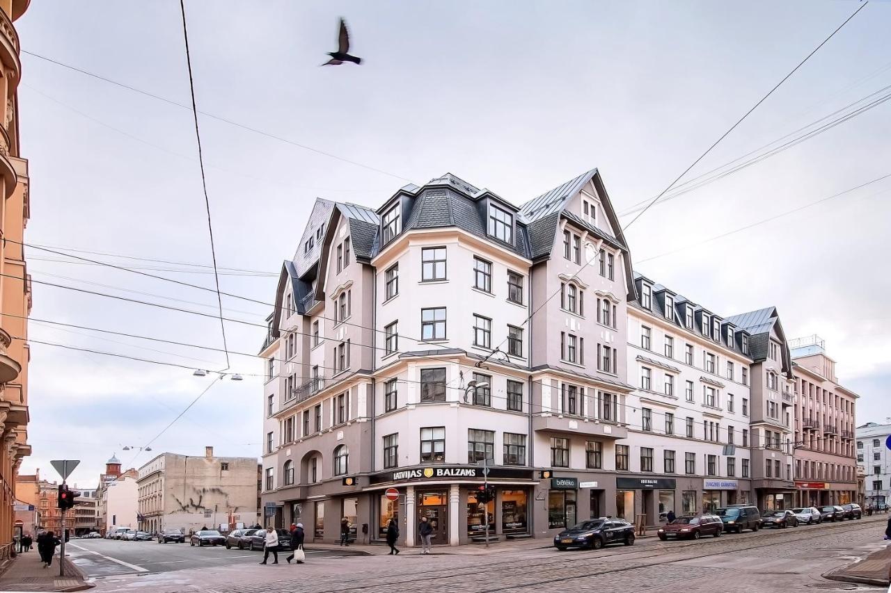 Residential Barona Apartments In Riga Centre Luaran gambar